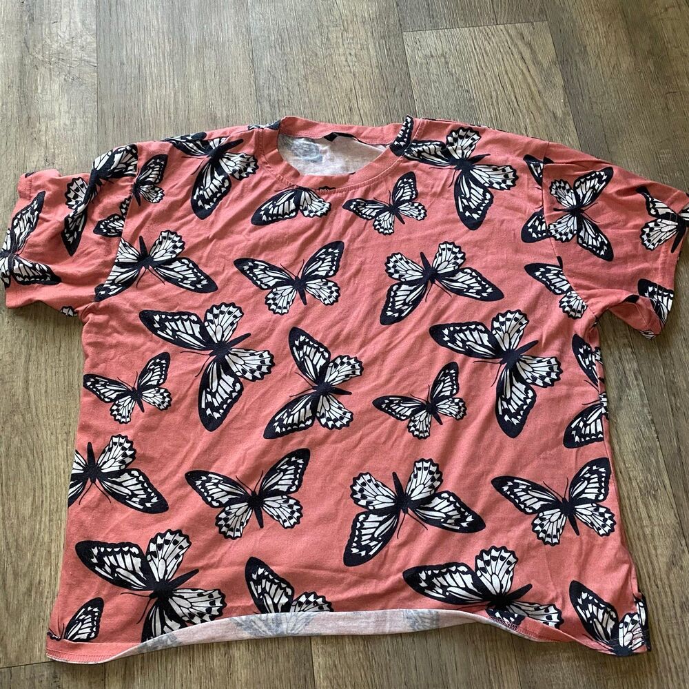 Coral Pink Butterfly Graphic Tee – Soft Cotton, Oversized Fit, Short Sleeve